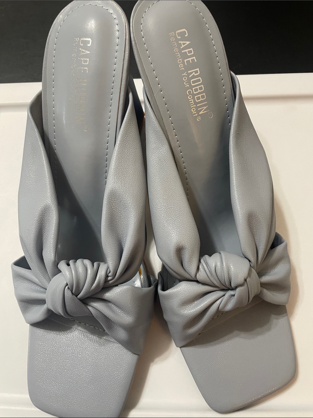 Cape R, Annie Light Blue/Gray Knotted Slide Mules sq toe & block heel Sz. 10 NWT